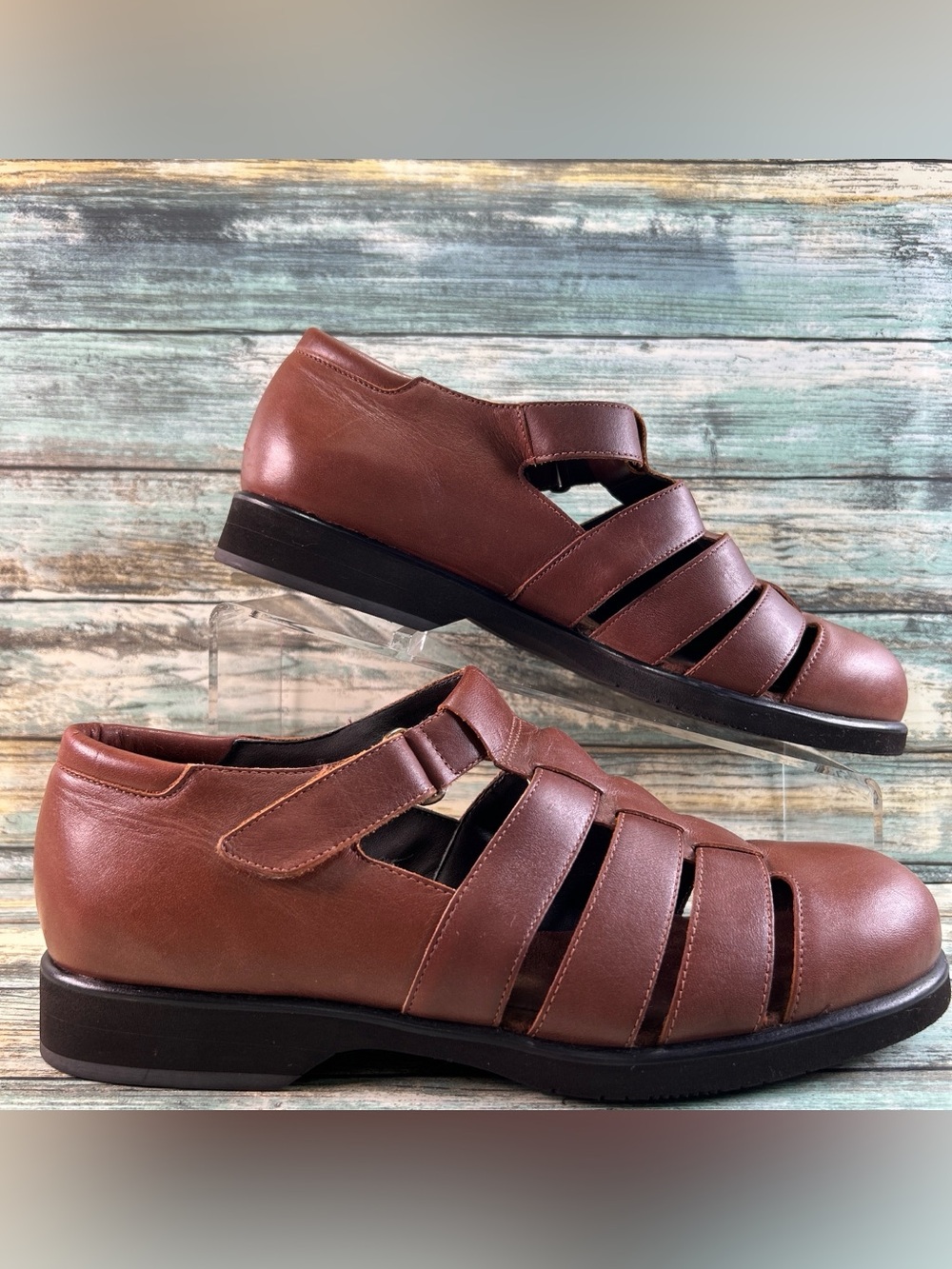 Rockport Sandals Womens Size 9W Brown Leather Fisherman Hook & Loop Strap Flat